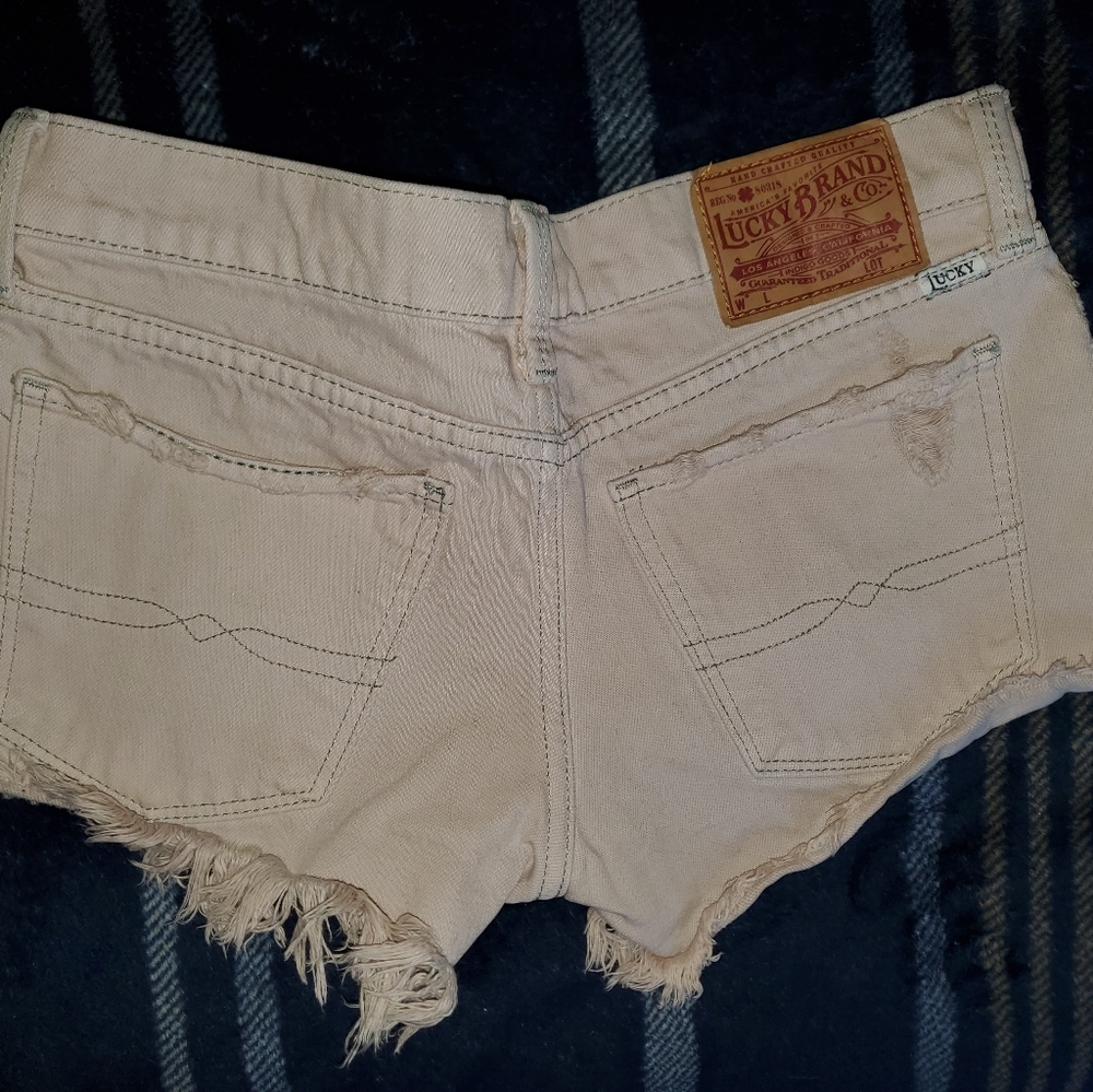 Lucky Brand shorts - Picture 3 of 9